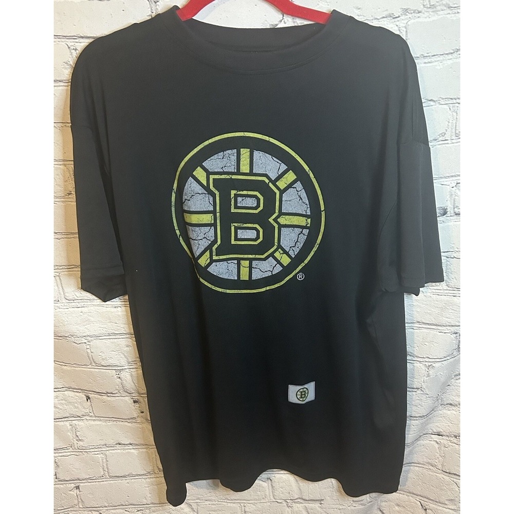 Men's Boston Bruins Short Sleeve Rash Guard Shirt Distressed Logo Size XL